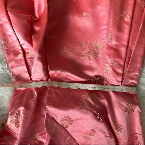 Vintage Dynasty for Lord & Taylor Kimono Jacket✨Pink Satin Brocade✨Cool history - Picture 15 of 17